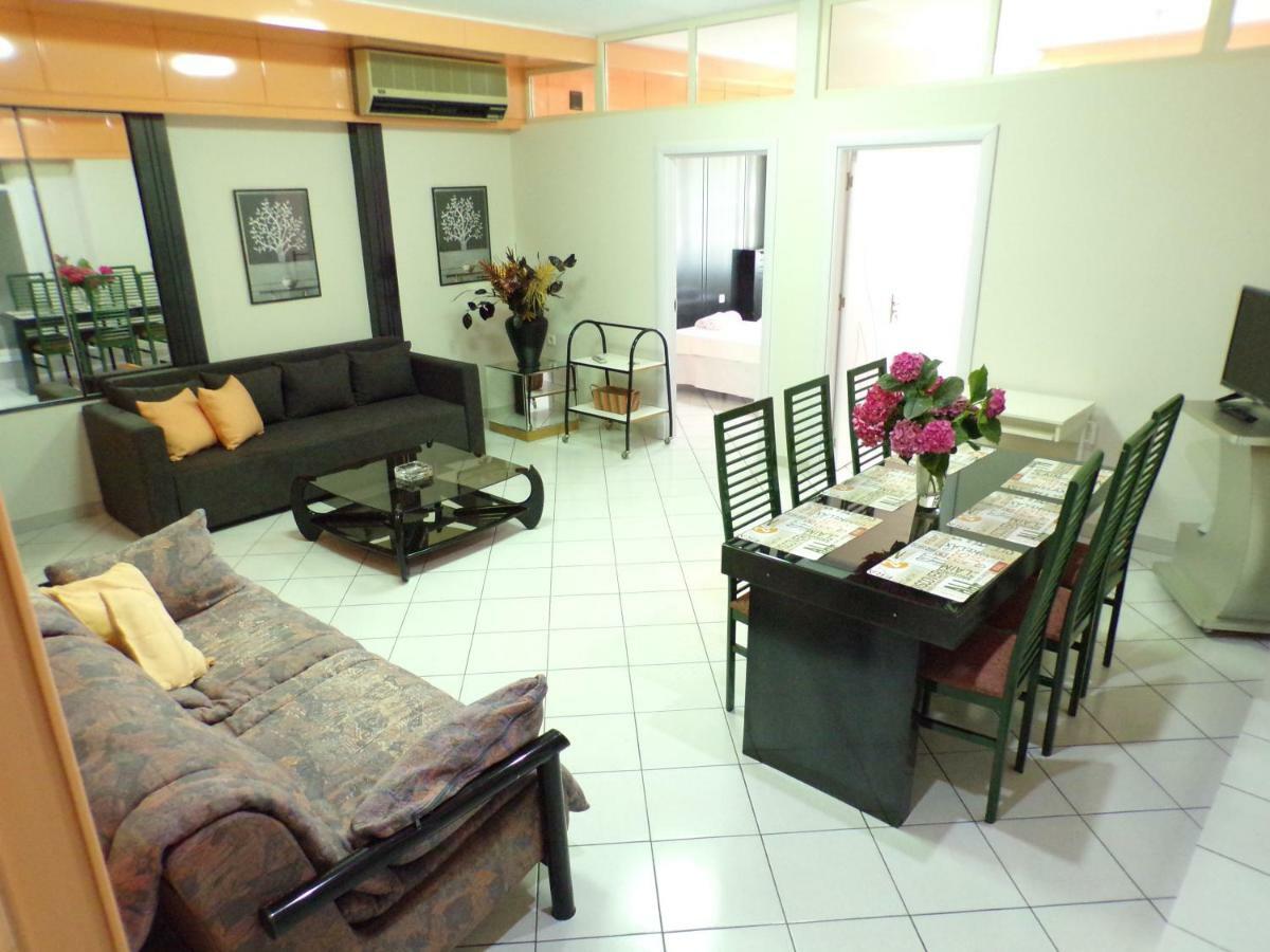 Christine'S Downtown Suites Kavala Extérieur photo