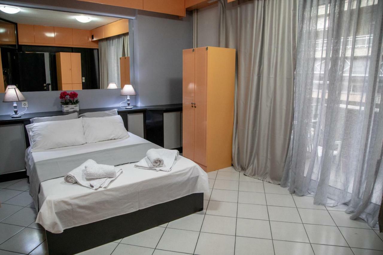Christine'S Downtown Suites Kavala Extérieur photo